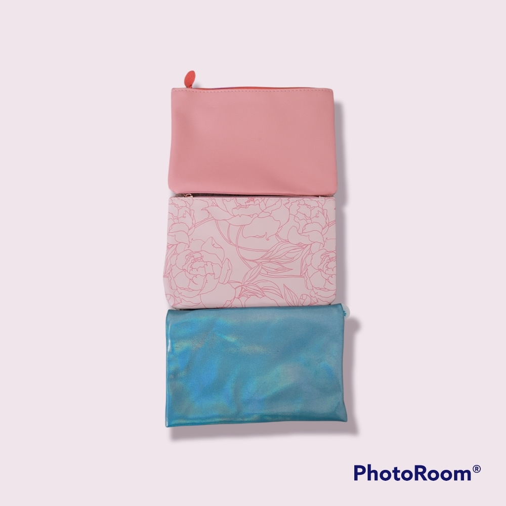 Ipsy Makeup Bag Bundle - image 2